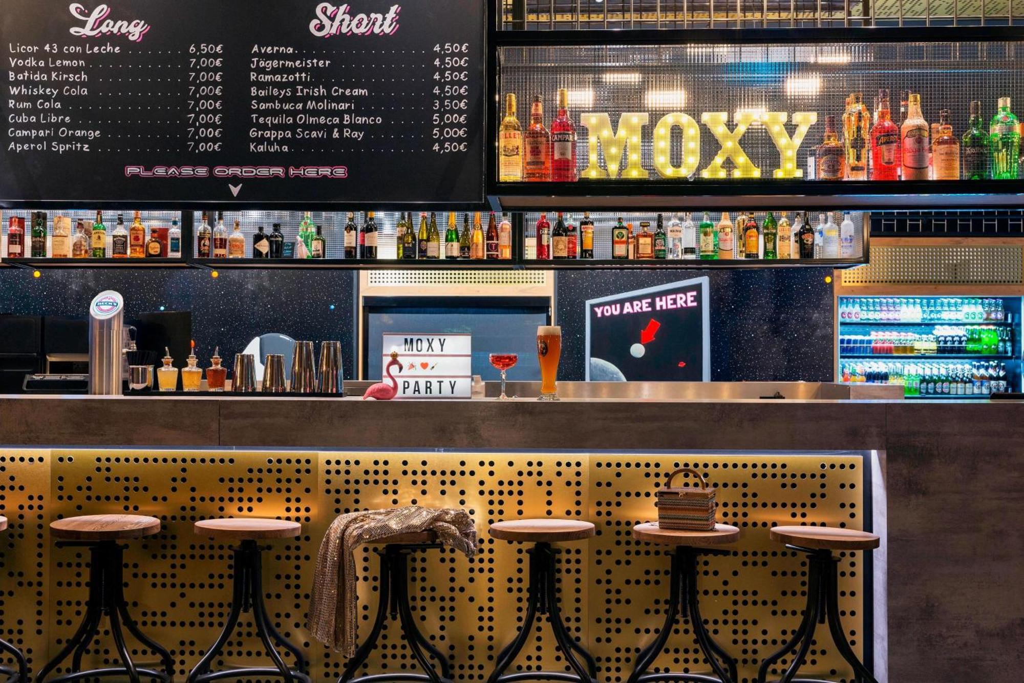 Moxy Darmstadt Eksteriør bilde